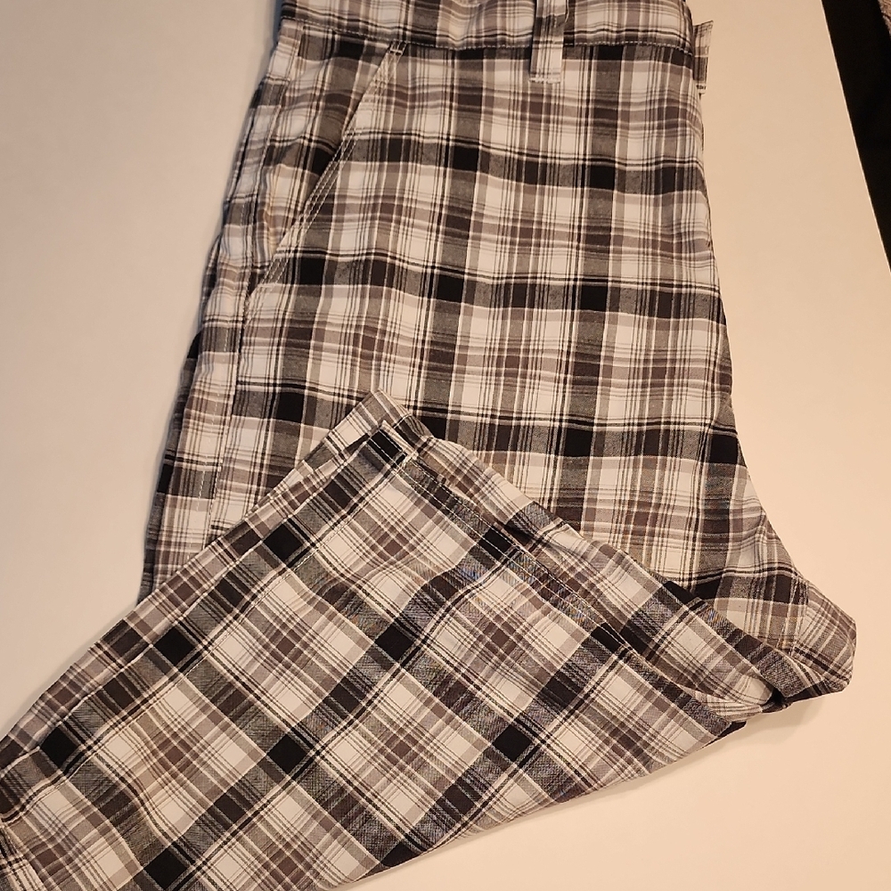 SOUTHPOLE Black & White Plaid Flat Front Men's Shorts Size 36